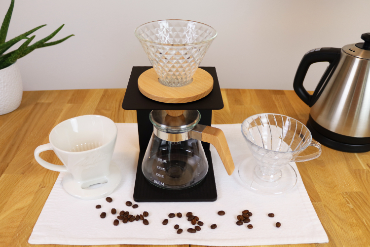 . Clever Kaffeefilter mit Bonus-Filtern im Lieferumfang enthalten transparent